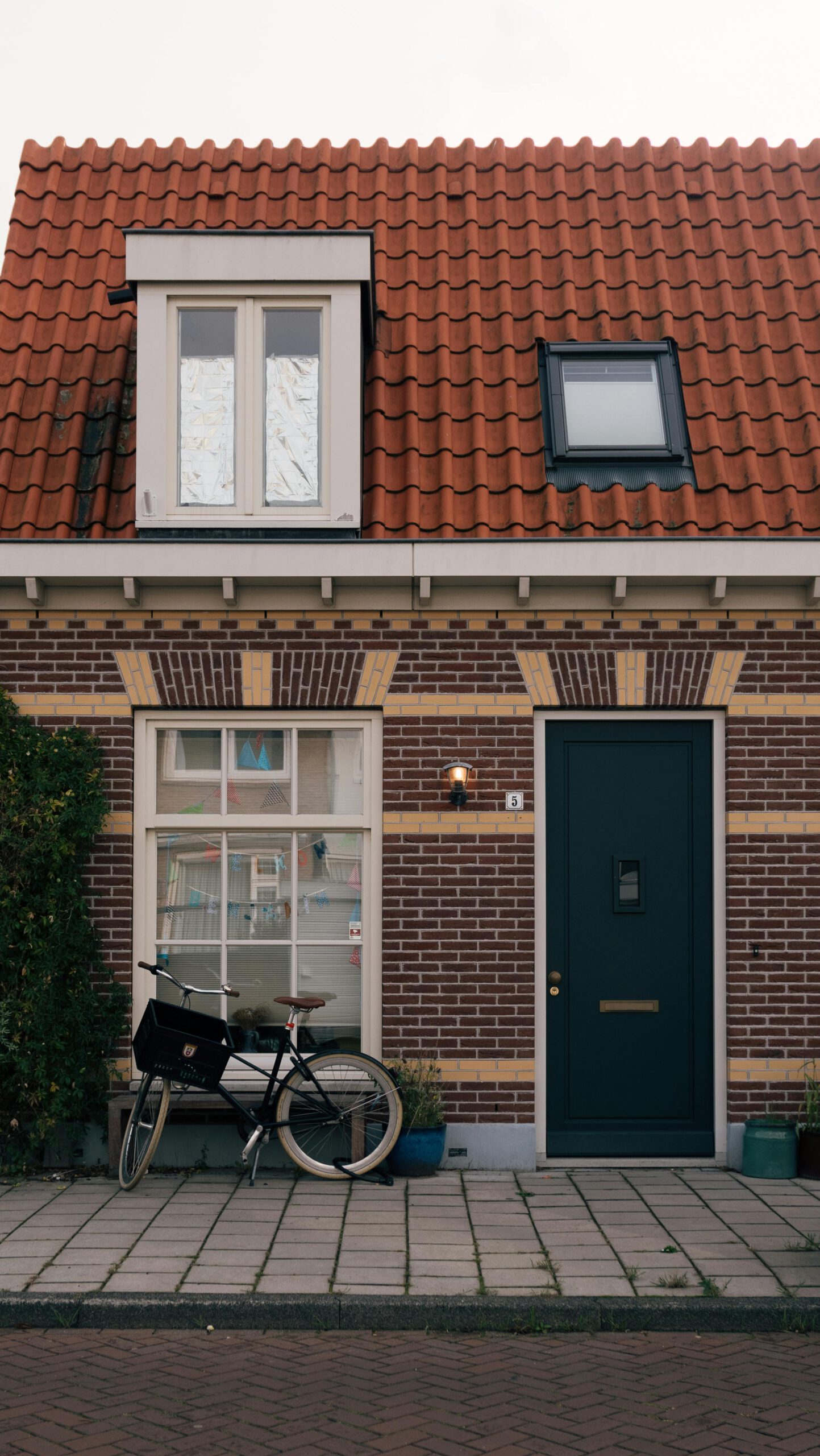 Kozijnen en geluidsisolatie: zo houd je het rustig in huis
